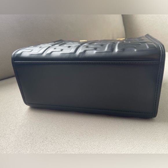 Authentic Fendi Sunshine Small black Embossed Tote with Tortoiseshell Handles - Picture 8 of 13